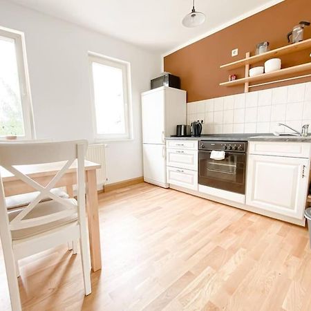Schoene Ferienwohnung Mit Blick Ueber Stadtwald Lipsko Exteriér fotografie