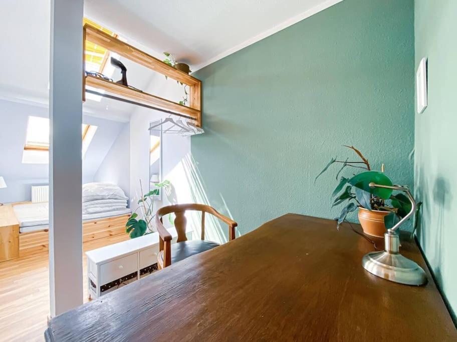 Schoene Ferienwohnung Mit Blick Ueber Stadtwald Lipsko Exteriér fotografie